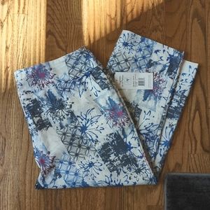 New NWT Lisette Montreal Capris Pants Size 14